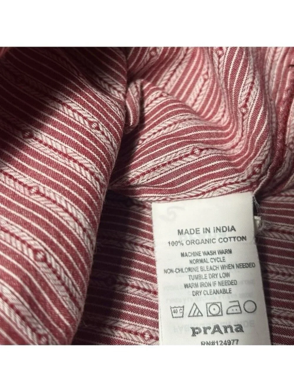 PrAna Red Plaid Button Up Short Sleeve Outdoor Shirt - Men Size Medium